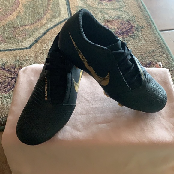 Nike PhantomVNM Academy FG Firm Women Soccer Cleat - Picture 11 of 12